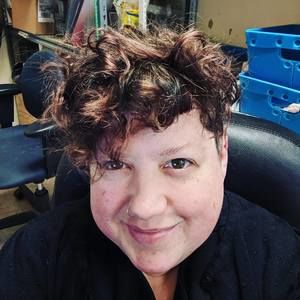 Meet your Posher, Liz